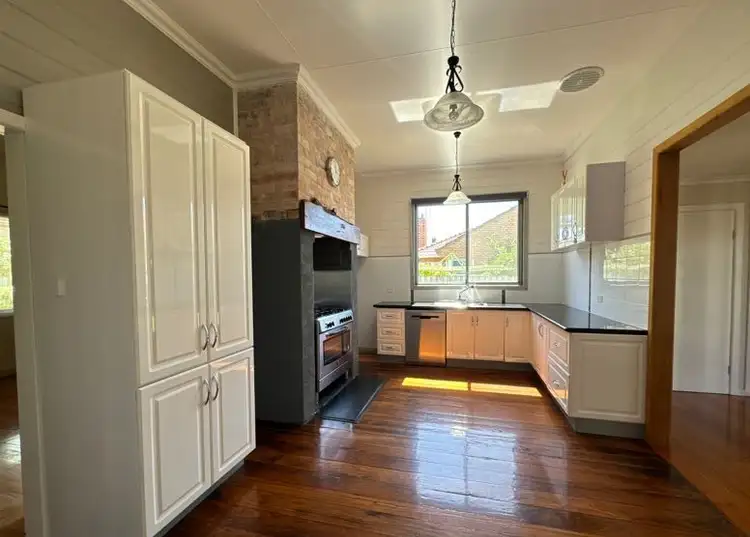Second view of Homely house listing, 28 MacPherson Street, Hamilton VIC 3300