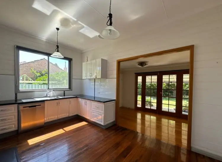 Third view of Homely house listing, 28 MacPherson Street, Hamilton VIC 3300