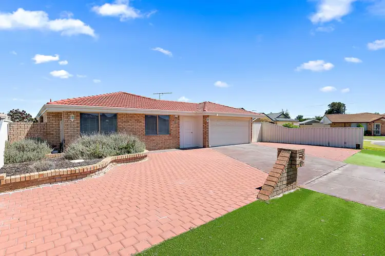 10 Magenta Close, Thornlie WA 6108