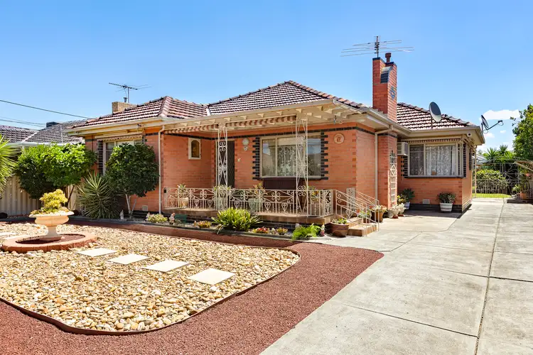 15 Alden Street, Sunshine West VIC 3020