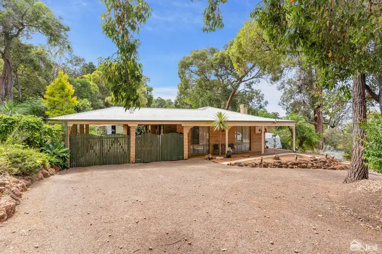 61 Peet Road, Roleystone WA 6111