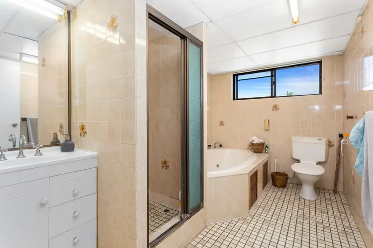 Sixth view of Homely unit listing, 6/100 Talford Street, Allenstown QLD 4700