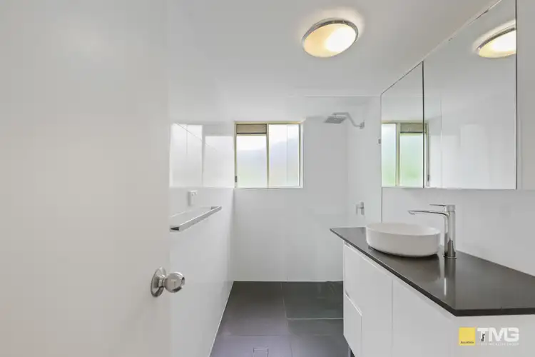 Sixth view of Homely unit listing, 5/146 Marine Parade, Southport QLD 4215