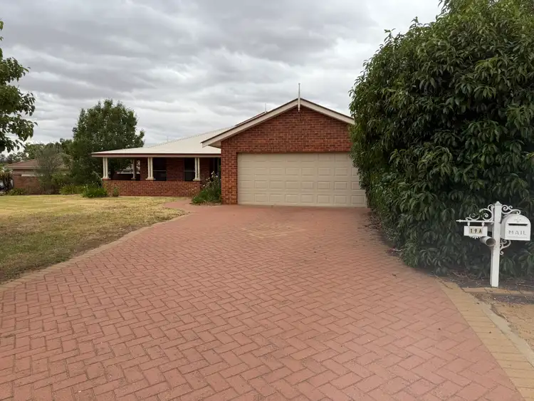 19A Carnoustie Drive, Dubbo NSW 2830