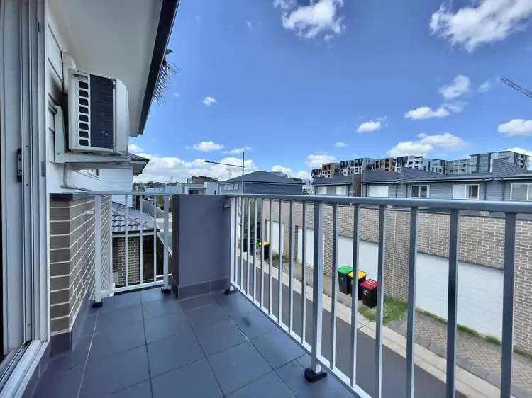 13A Woodman Street