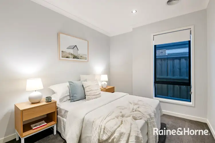 Fourth view of Homely house listing, 10 Fidelitas Way, Cranbourne South VIC 3977