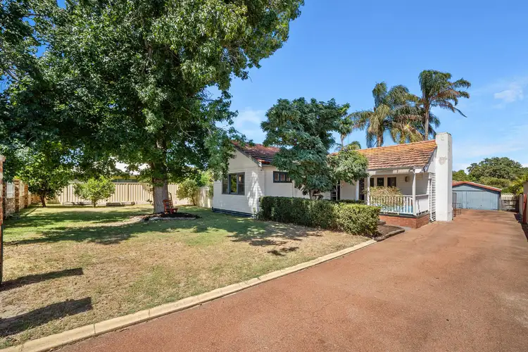 9 Challenger Avenue, Manning WA 6152