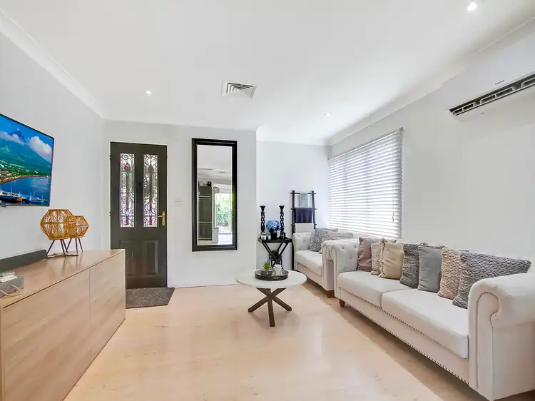 179 Captain Cook Drive, Willmot NSW 2770