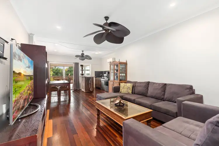 535 Esplanade, Urangan QLD 4655