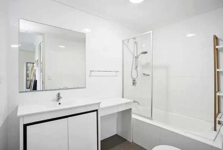 Fourth view of Homely unit listing, 4/25 Fisher Road, Dee Why NSW 2099