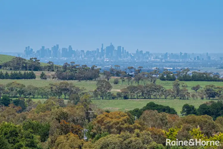 120 Black Hill Road, Gisborne South VIC 3437