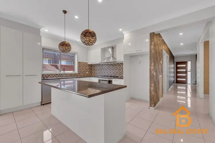 Sixth view of Homely house listing, 2 Fescue Place, Brookfield VIC 3338