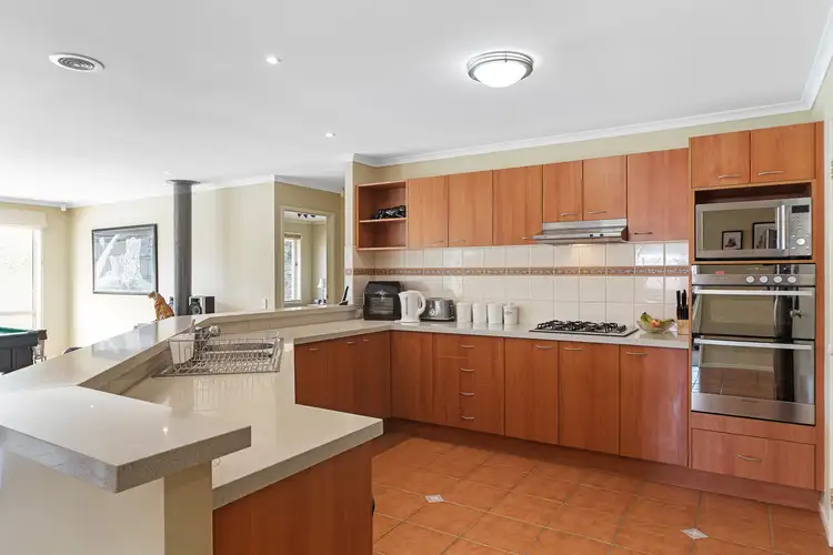 Fifth view of Homely house listing, 2 Stefan Court, Somerville VIC 3912