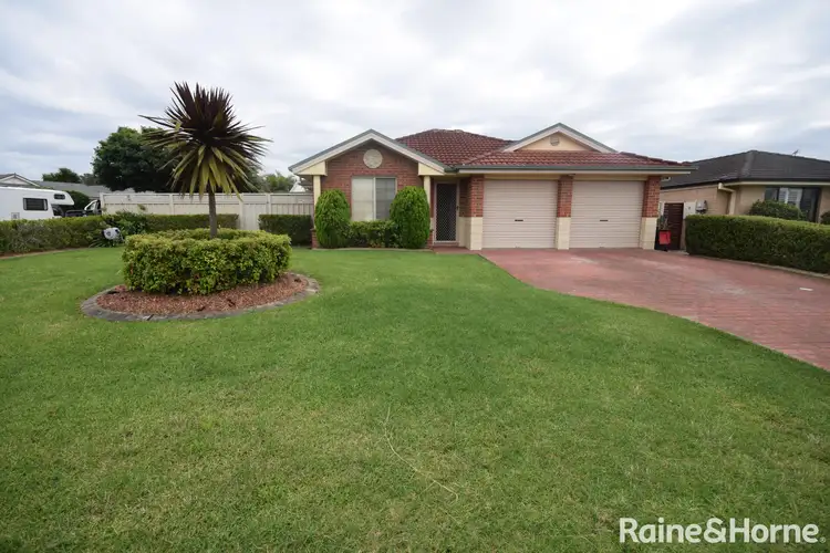 11 Eucalyptus Avenue