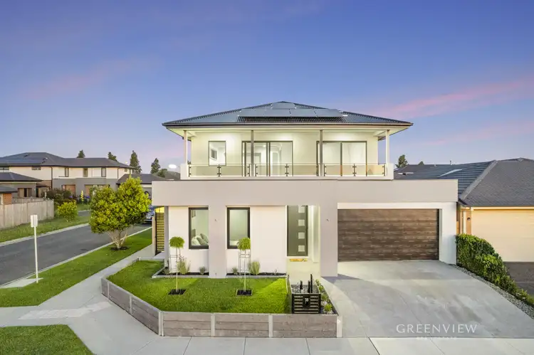 Main view of Homely house listing, 18 Ravenhurst Circuit, Cranbourne North VIC 3977