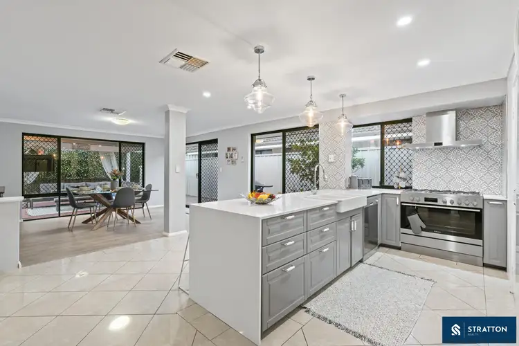 2/35-37 Burton Street, Bentley WA 6102