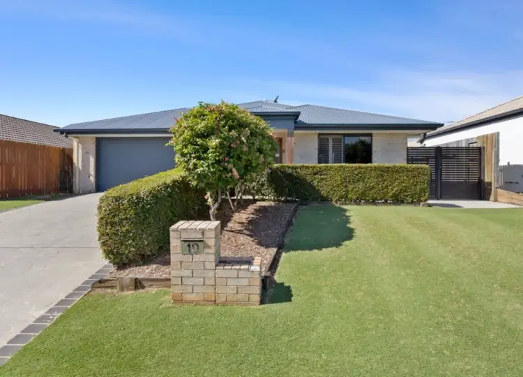 19 Lido Circuit, Warner QLD 4500