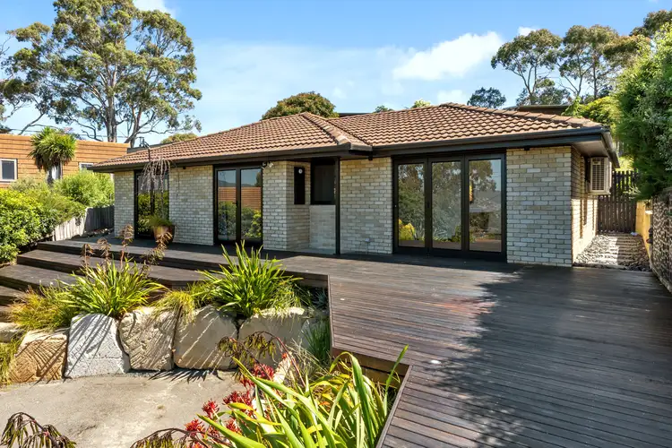 45 Robin Court, Lindisfarne TAS 7015
