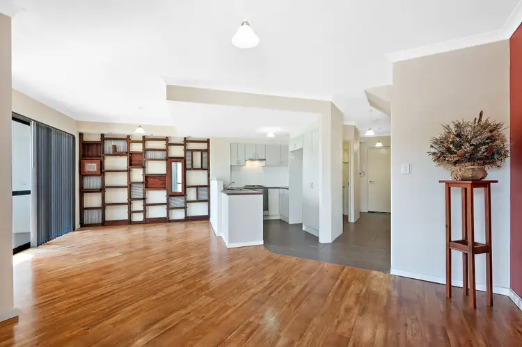 Main view of Homely other listing, 7/17 Southdown Place, Thornlie WA 6108