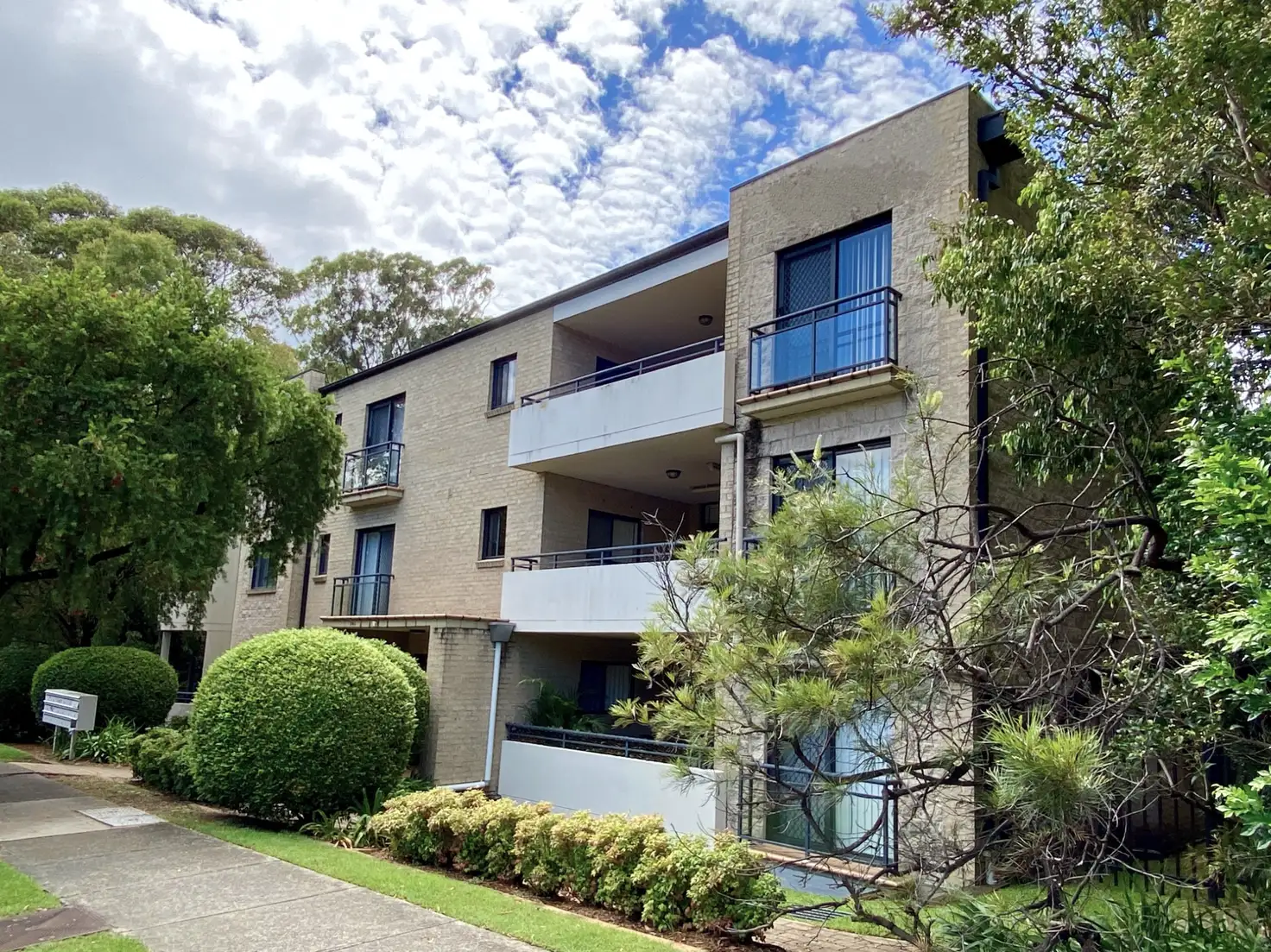 Main view of Homely unit listing, 11/2-6 Shaftesbury Street, Carlton NSW 2218