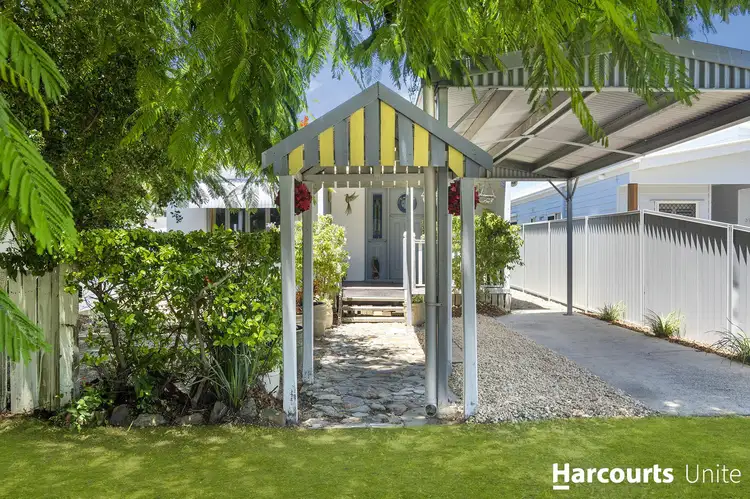 320 Scarborough Road, Scarborough QLD 4020