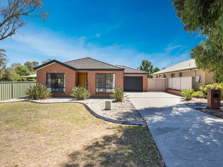 8 Quandong Road, Thurgoona NSW 2640