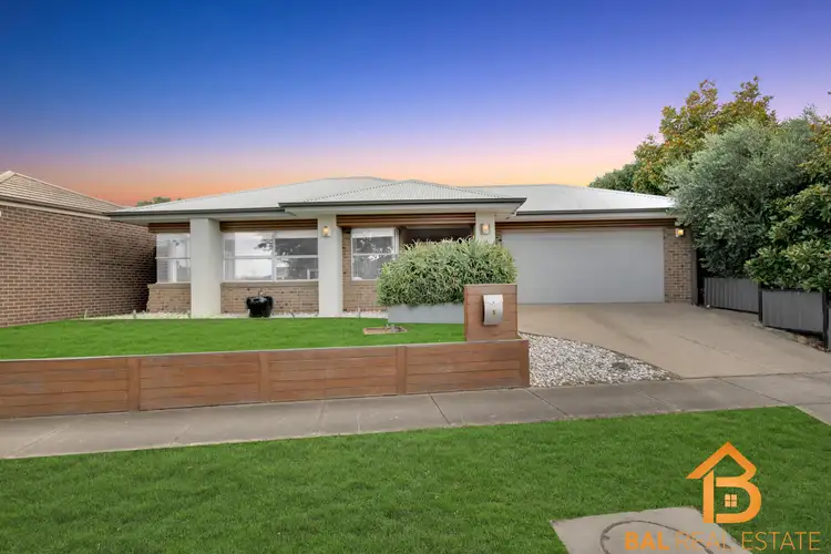 5 HUMMINGBIRD BOULEVARD, Tarneit VIC 3029