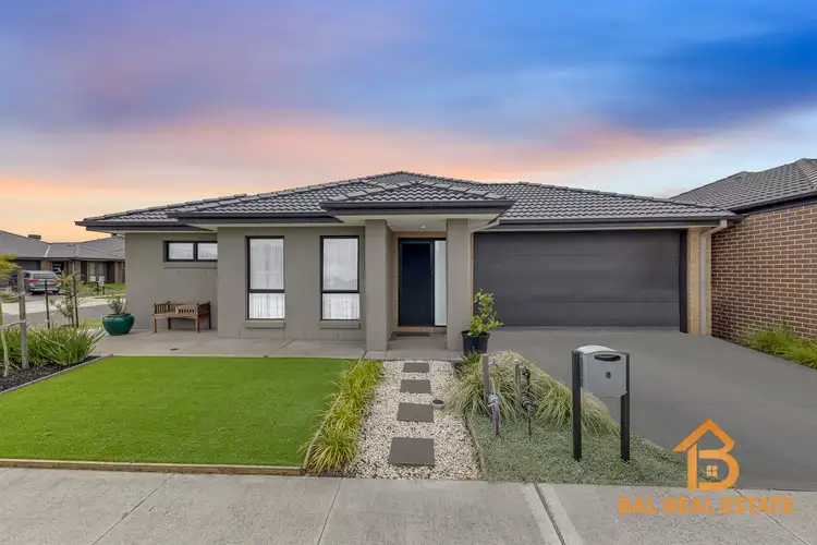 8 Blaine Circuit, Tarneit VIC 3029