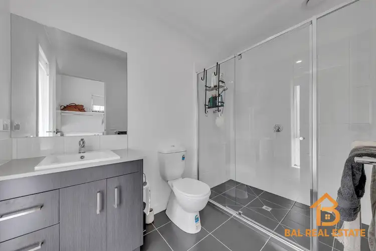 Fifth view of Homely house listing, 8 Blaine Circuit, Tarneit VIC 3029