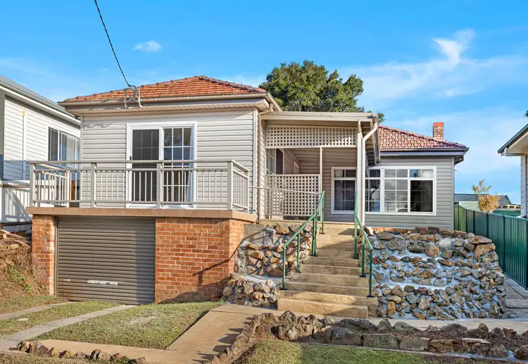 73 The Avenue, Mount Saint Thomas NSW 2500