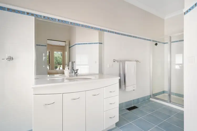 Fifth view of Homely house listing, 10 Darvell Court, Greenvale VIC 3059