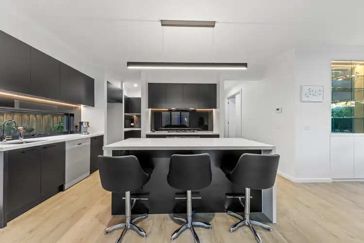 Fourth view of Homely house listing, 18 Ravenhurst Circuit, Cranbourne North VIC 3977
