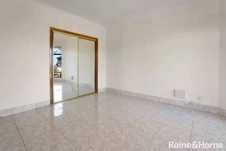 Sixth view of Homely house listing, 21 Gaussberg Walk, Roxburgh Park VIC 3064