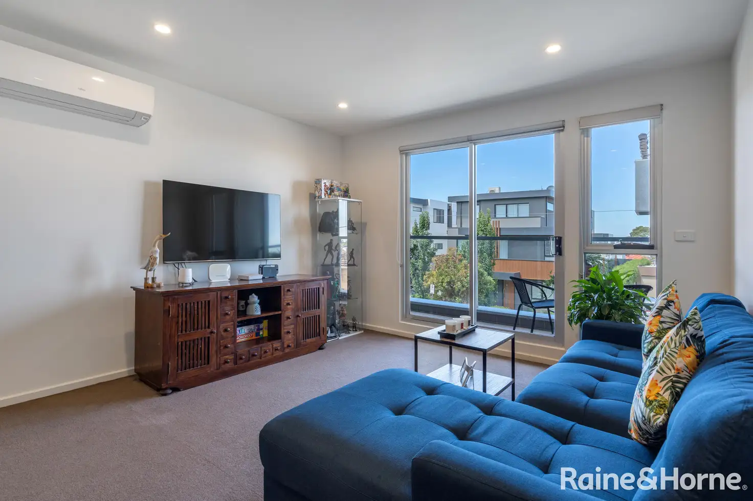Main view of Homely unit listing, 3/6 Hotham Road, Niddrie VIC 3042