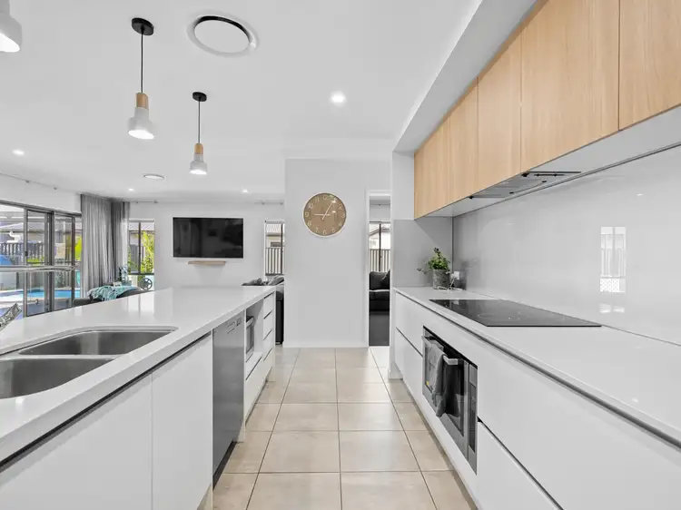 4 Morinda Street, Banksia Beach QLD 4507