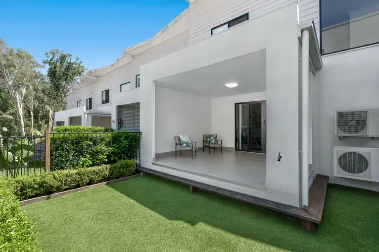 15/15 Oasis Close, Manly West QLD 4179