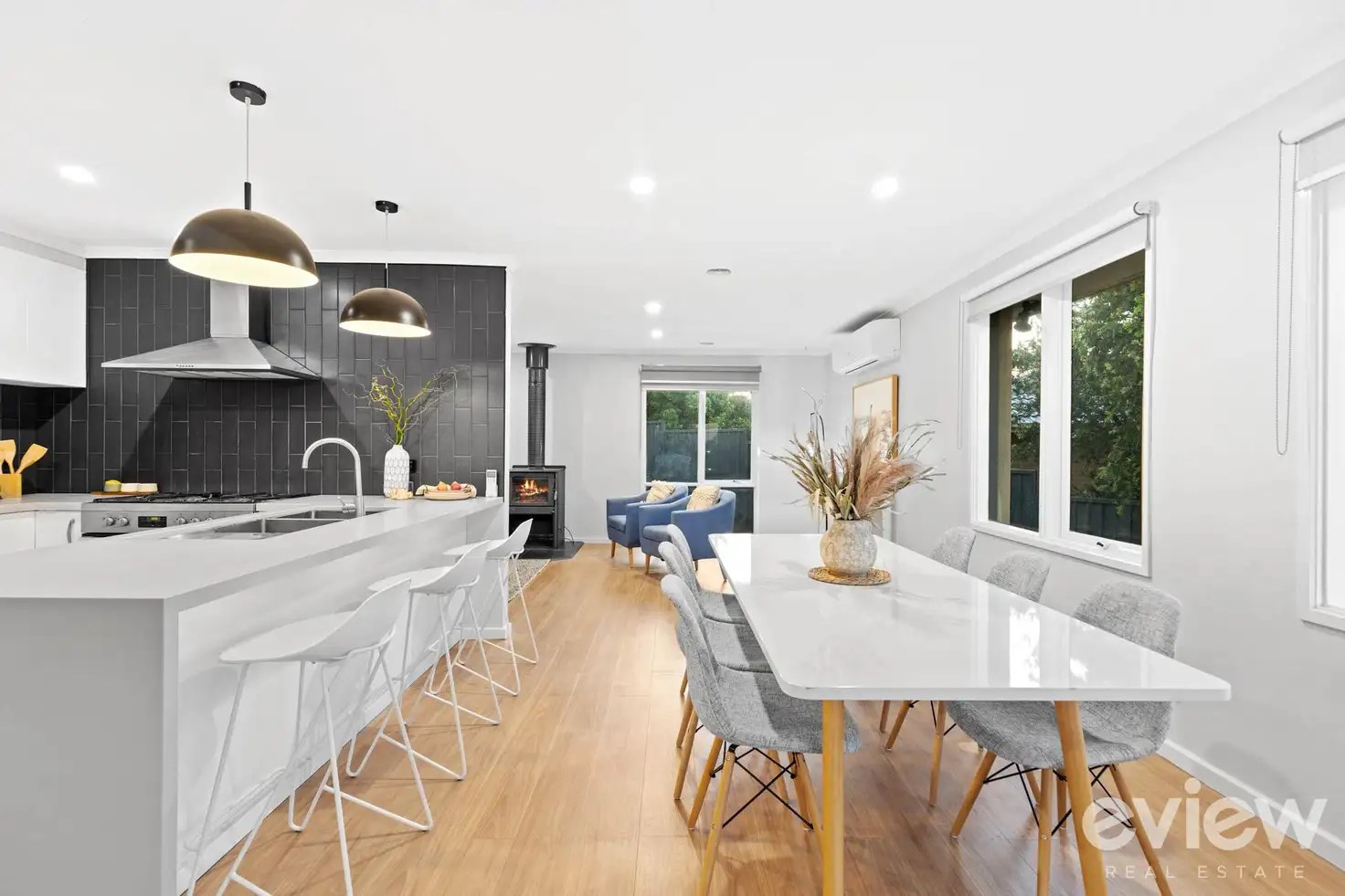 Main view of Homely house listing, 5 Illawarra Close, Frankston VIC 3199