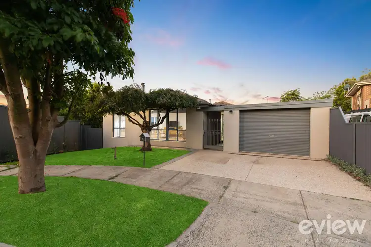 Second view of Homely house listing, 5 Illawarra Close, Frankston VIC 3199