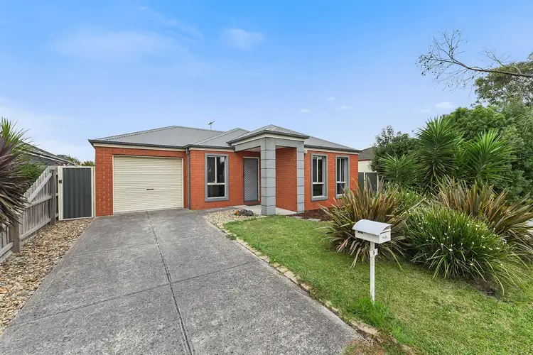 Second view of Homely house listing, 5 Ovata Place, Cranbourne West VIC 3977