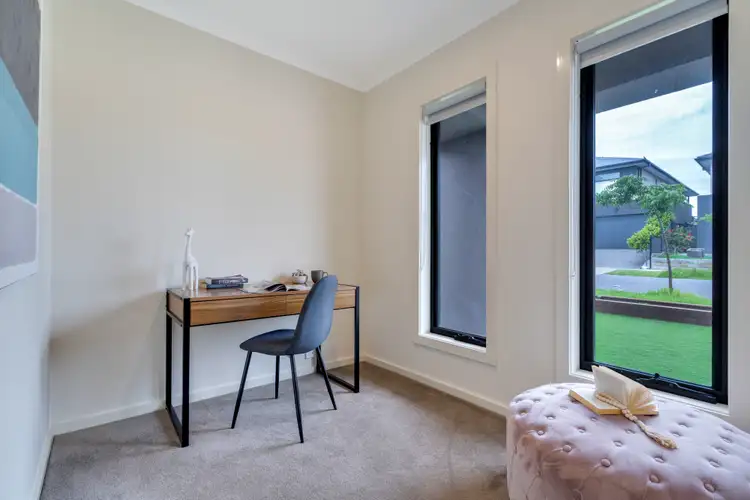 Second view of Homely house listing, 31 Highpark Circuit, Craigieburn VIC 3064