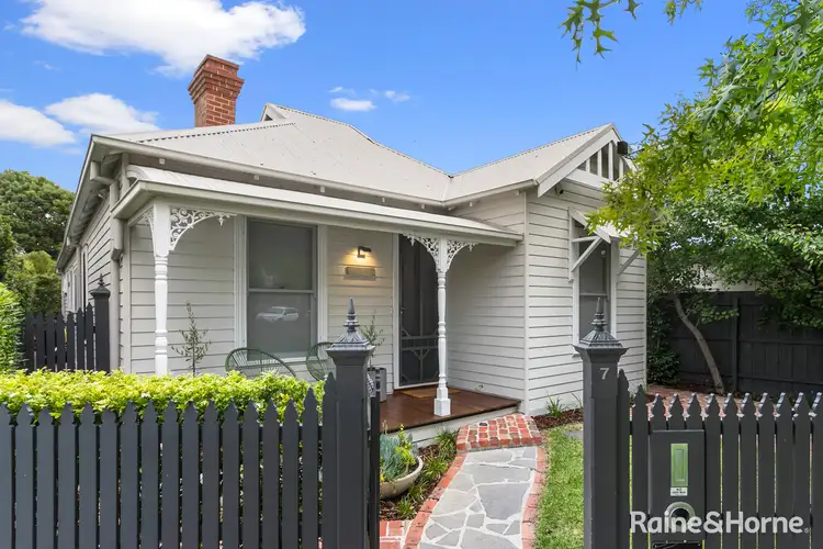 7 Paine Street