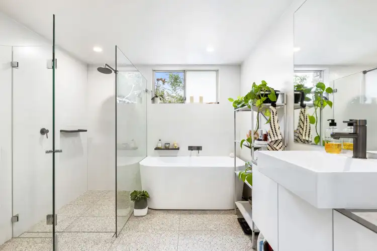 Fifth view of Homely apartment listing, Unit 10/10 Henrietta Street, Waverley NSW 2024