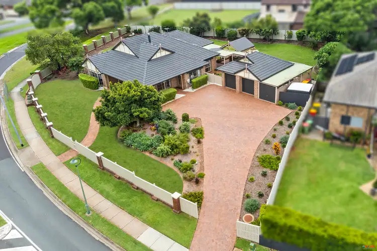 2 Montgomery Drive, Wellington Point QLD 4160
