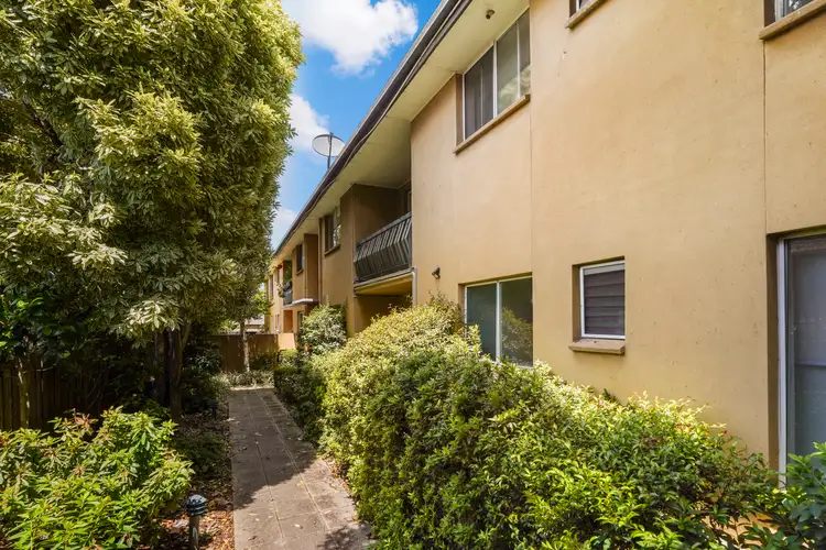3/10 Crewe Road, Hughesdale VIC 3166