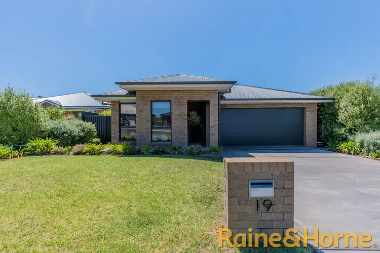 Main view of Homely house listing, 19 Mangrove Crescent, Dubbo NSW 2830