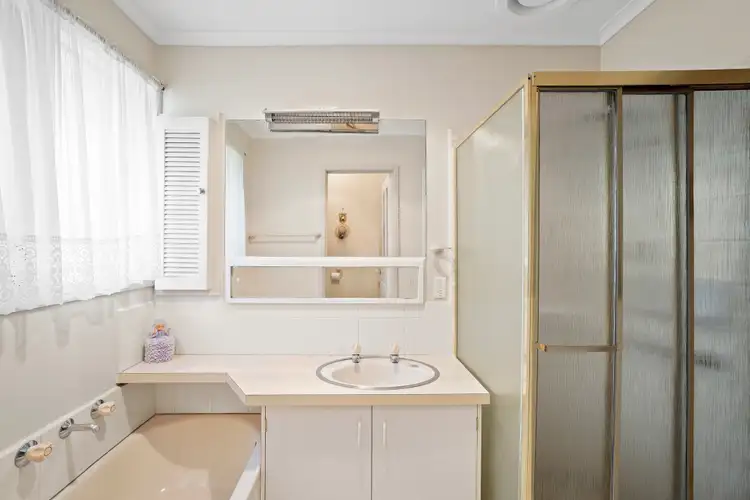 Sixth view of Homely house listing, 27 McComb Street, Sunbury VIC 3429
