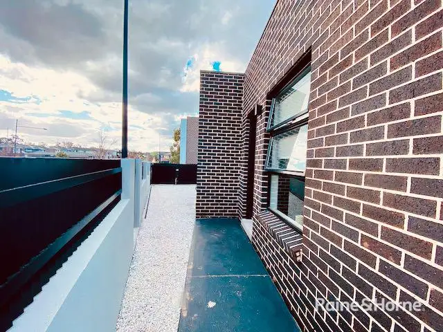 2A Theatre Walk