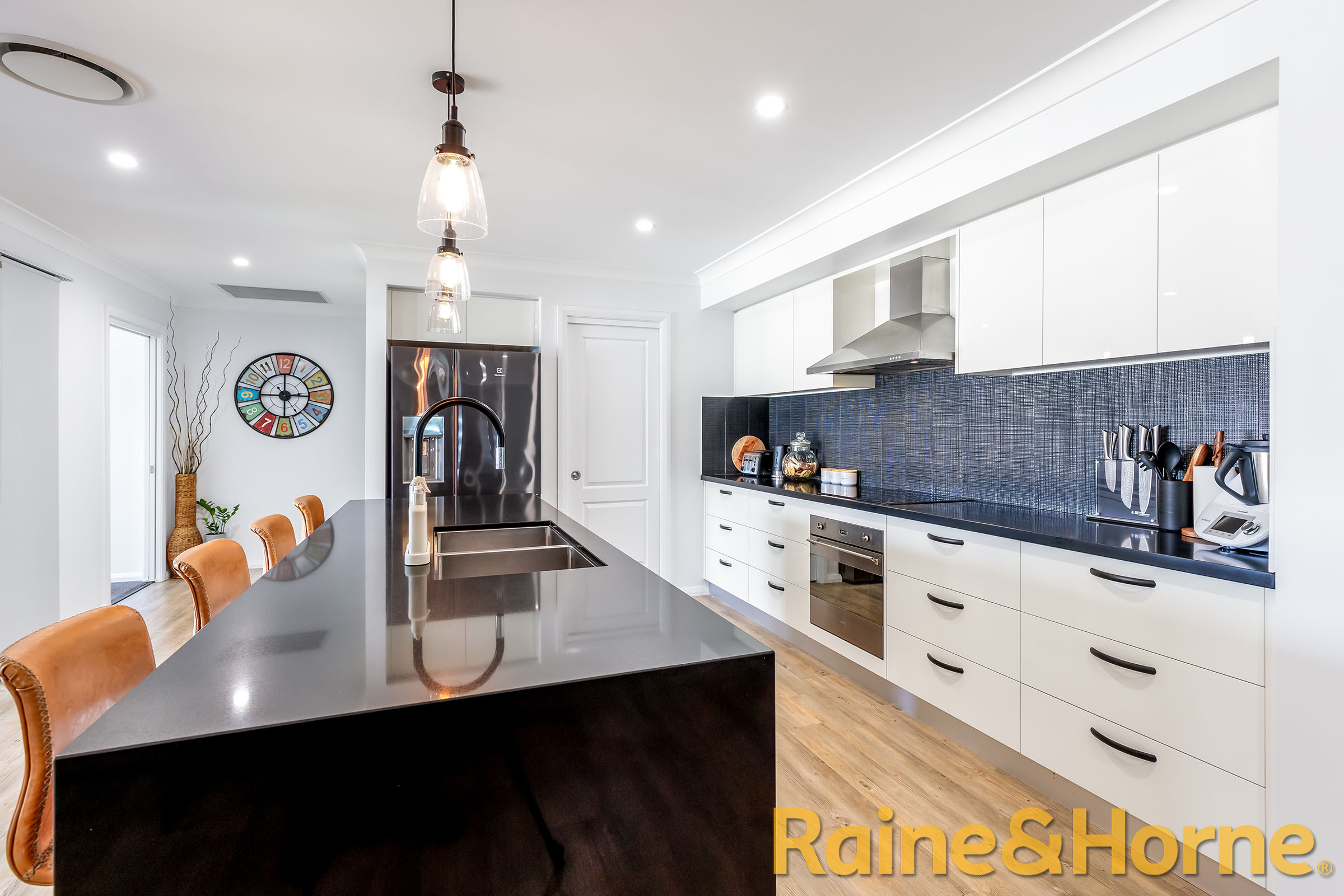 Third view of Homely house listing, 10 Tanderra Drive, Dubbo NSW 2830