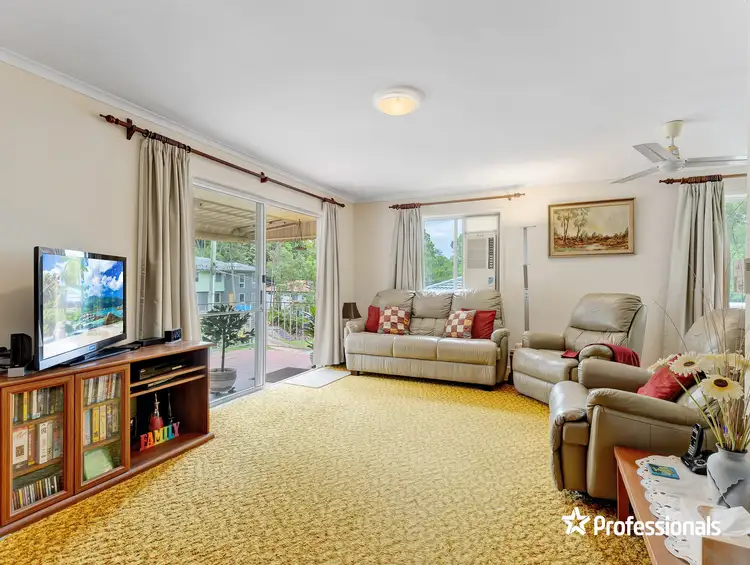 Third view of Homely house listing, 27 Yeerinbool Court, Arana Hills QLD 4054