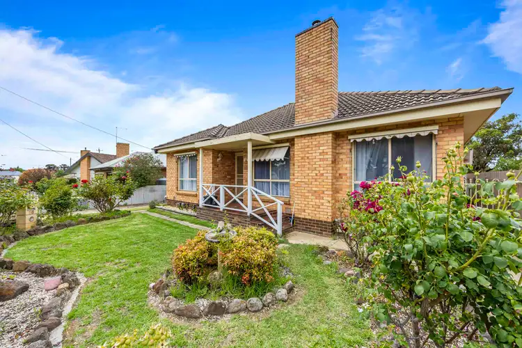 60 Albert Street, Ararat VIC 3377